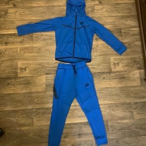 Boys Nike Sportswear Tech Fleece